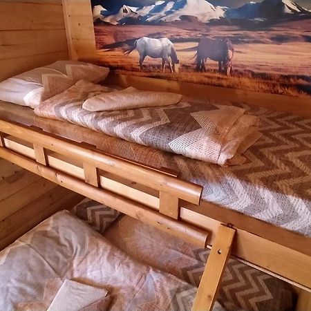 Still Cabin Цетине Экстерьер фото