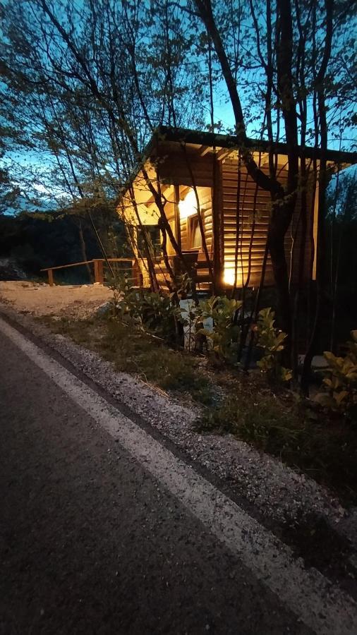 Still Cabin Цетине Экстерьер фото